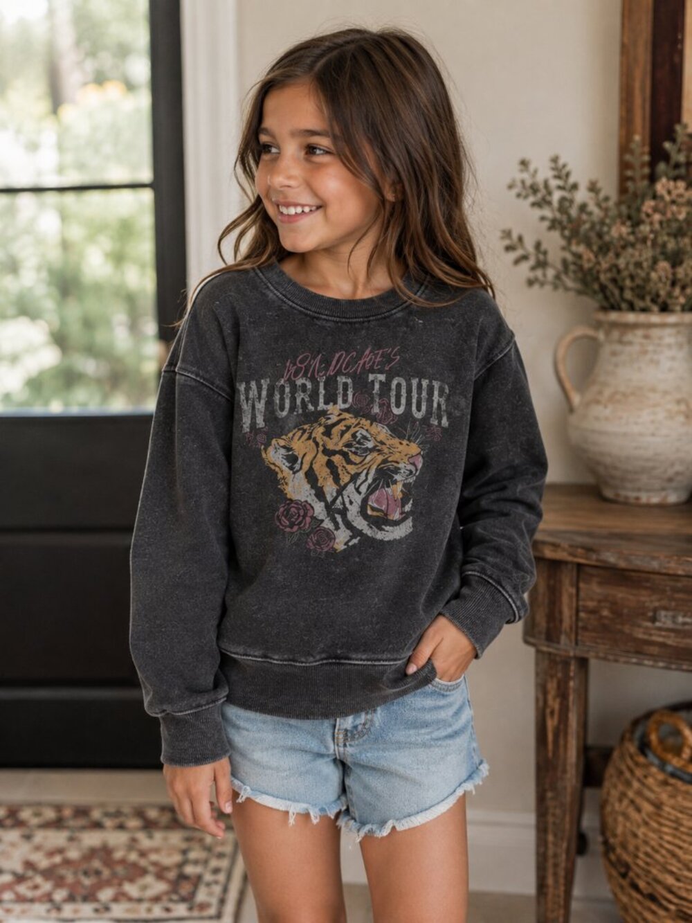 Colorful Planet Girls Tiger Graphic World Tour Sweatshirt Charcoal Crewneck XS